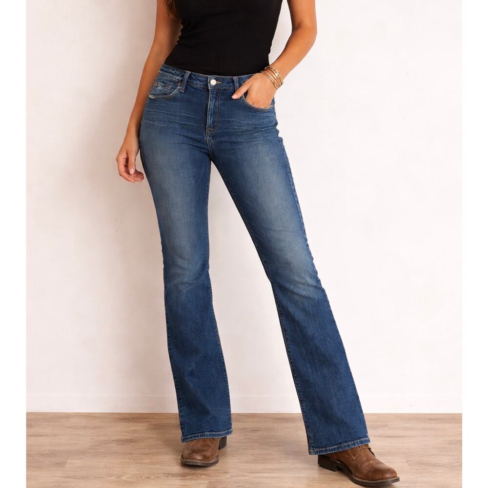Hudson Women’s Medium Wash Bootcut Jeans Size 31